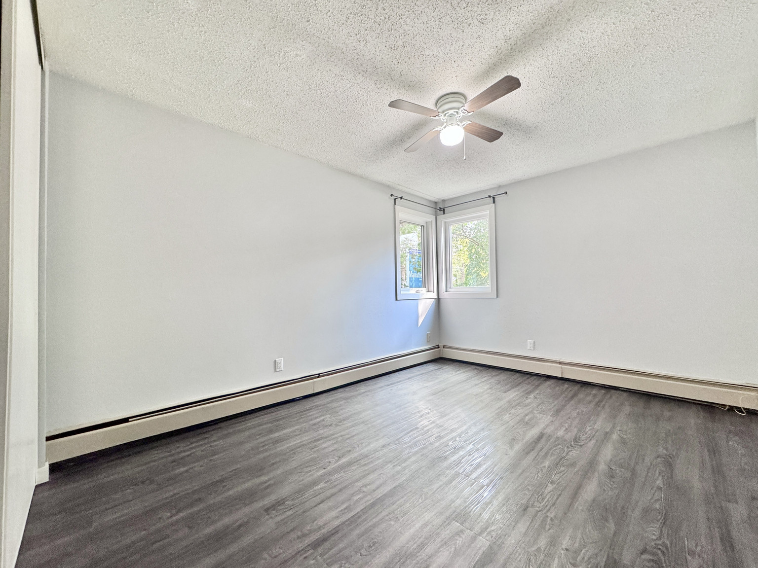 Eastwood Living - Photo 51