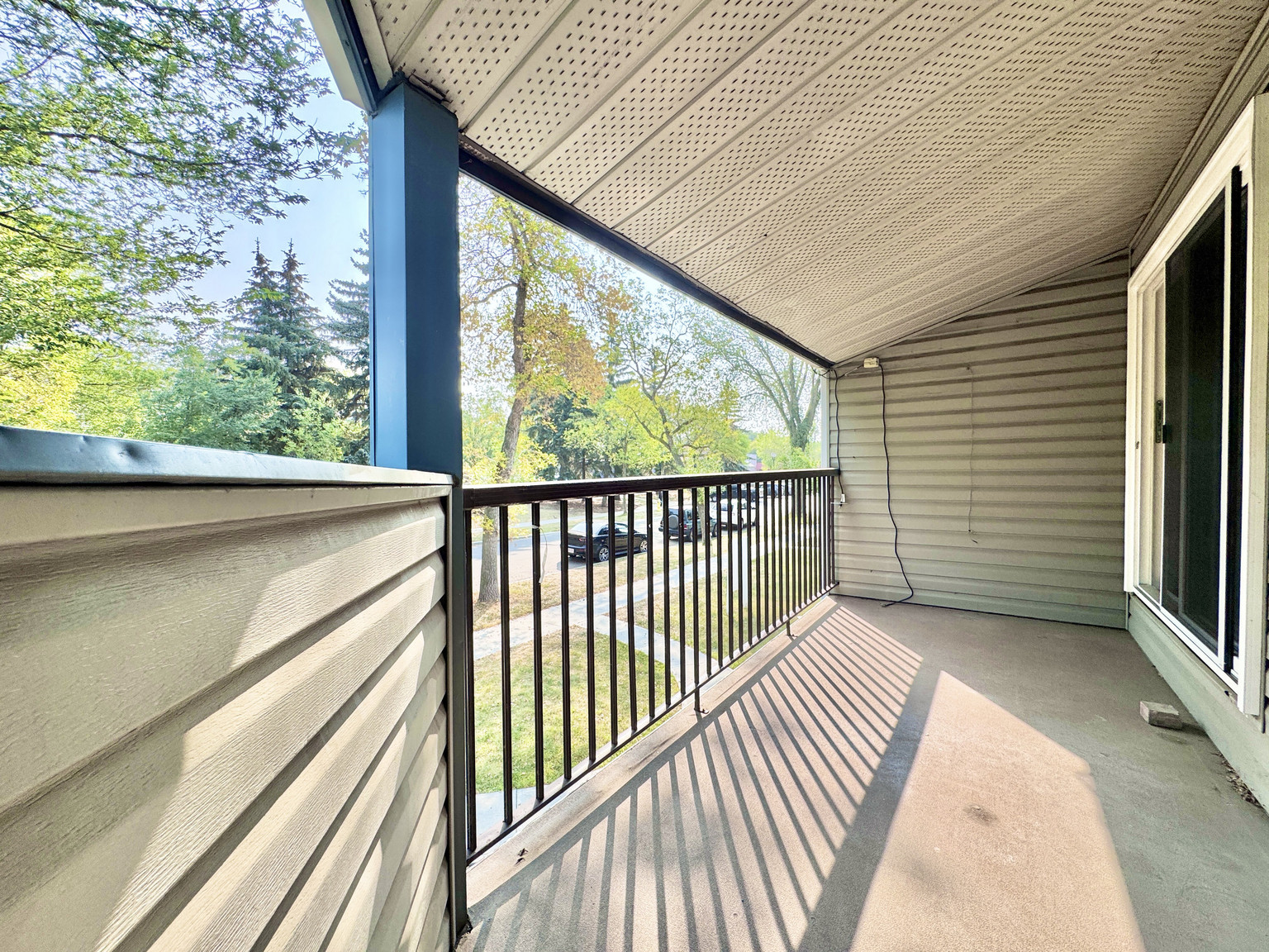 Eastwood Living - Photo 86