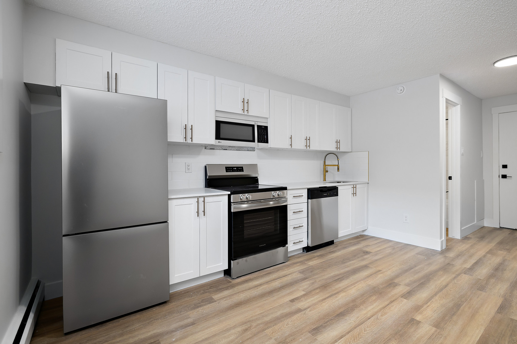 Parklane Manor Apartments – 114 Street NW - Photo 85