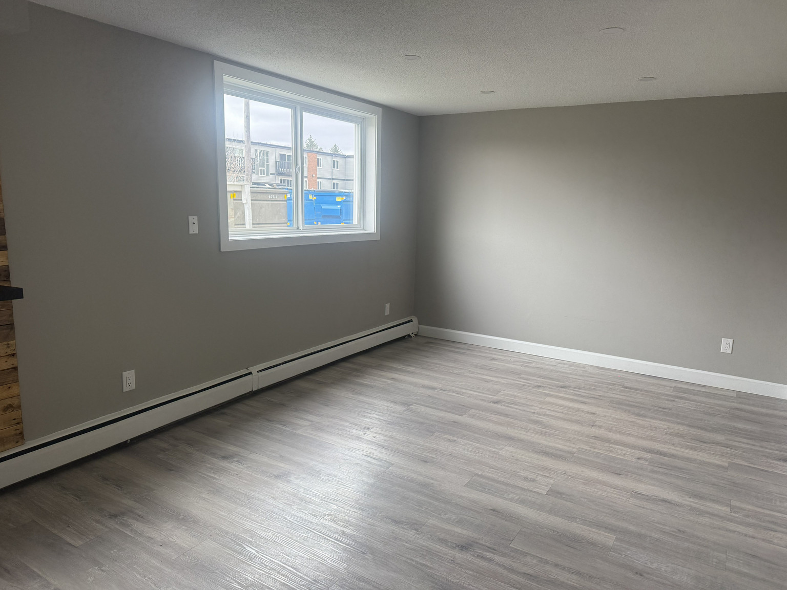 Sierra Place LIMITED TIME: 1 MONTH FREE + FREE EARLY MOVE-IN!  - Photo 14