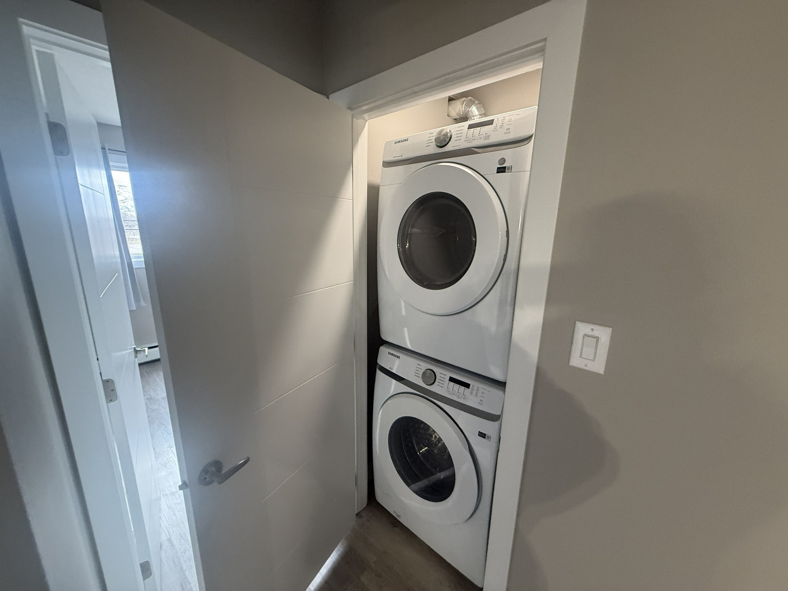 Sierra Place LIMITED TIME: 1 MONTH FREE + FREE EARLY MOVE-IN!  - Photo 20