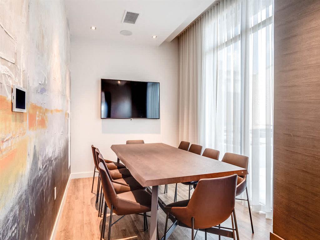 Parkside Square - Photo 52