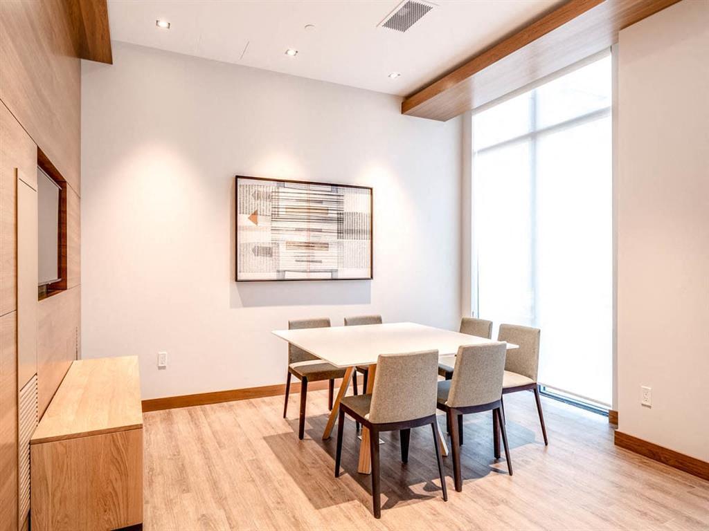 Parkside Square - Photo 55