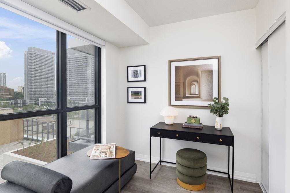 Parkside Square - Photo 12
