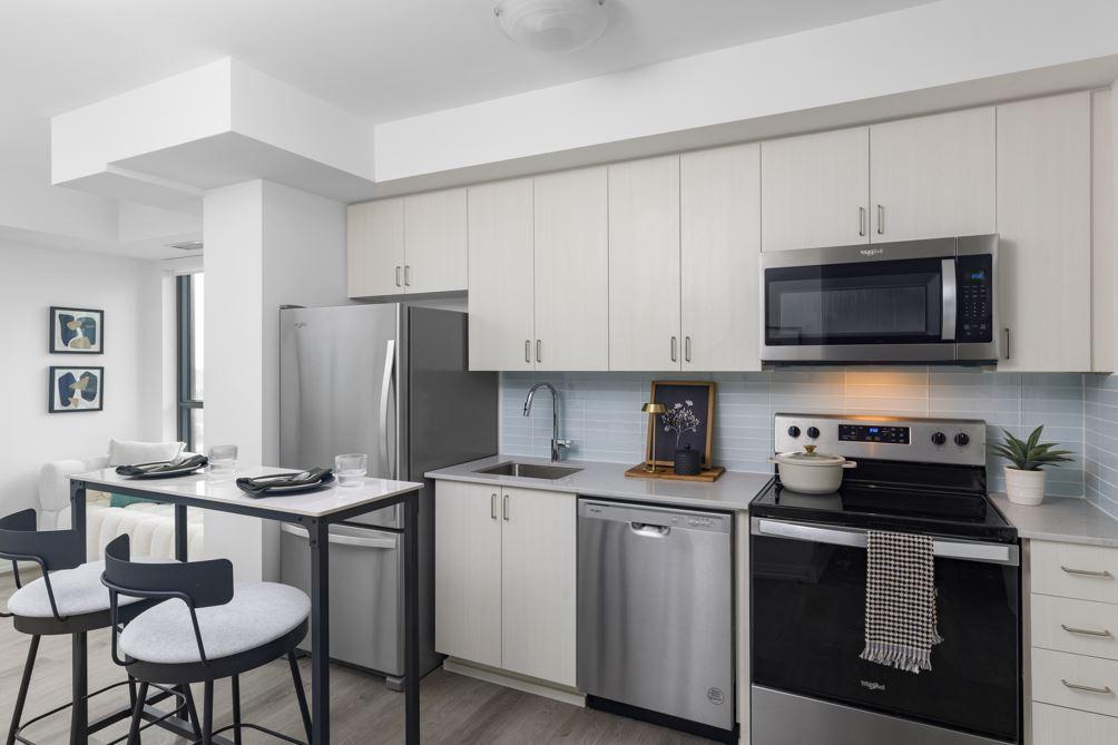 Parkside Square - Photo 10