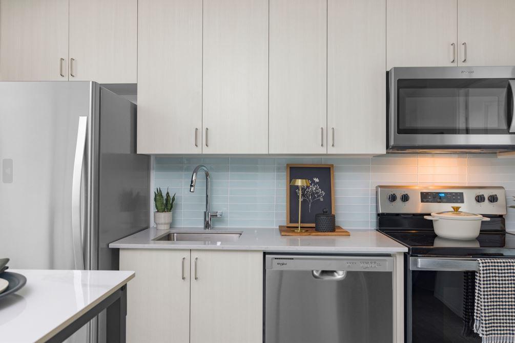 Parkside Square - Photo 9