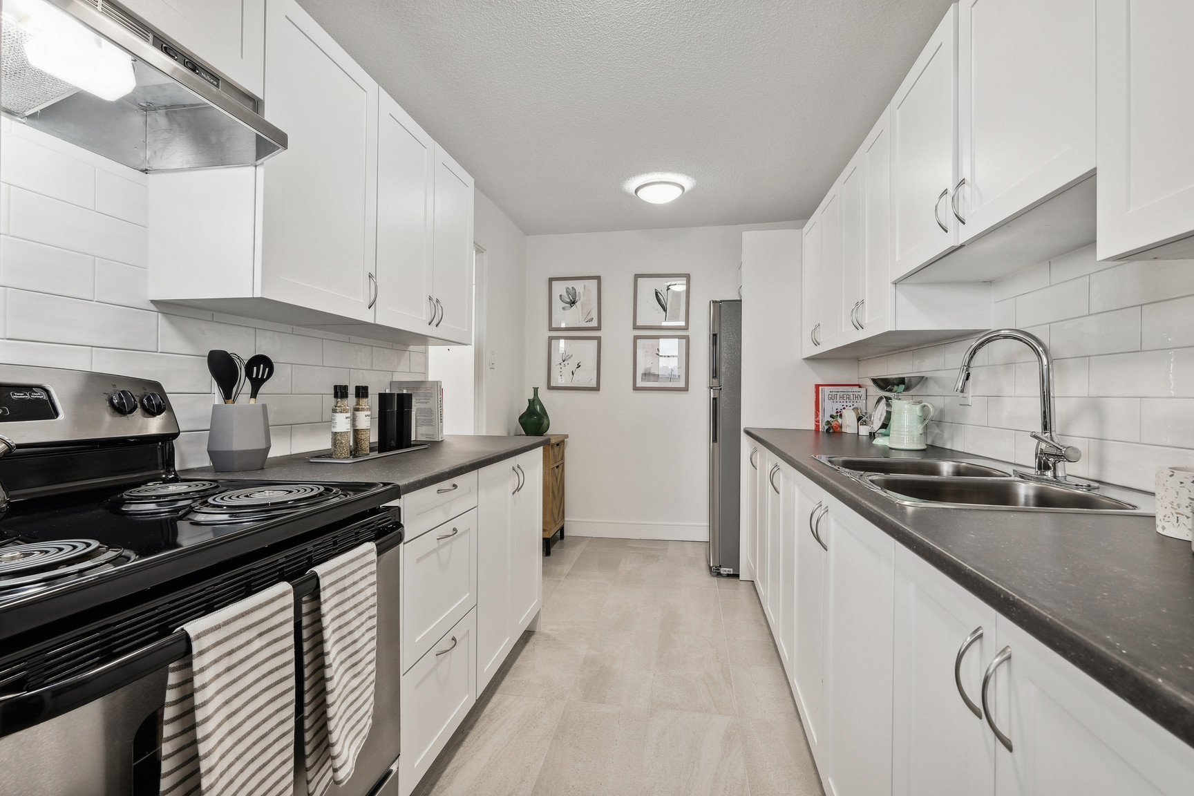 The Residence at Weston - Photo 7