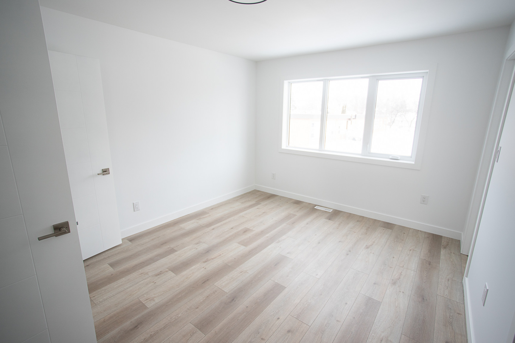 154 Perth Avenue - Photo 16