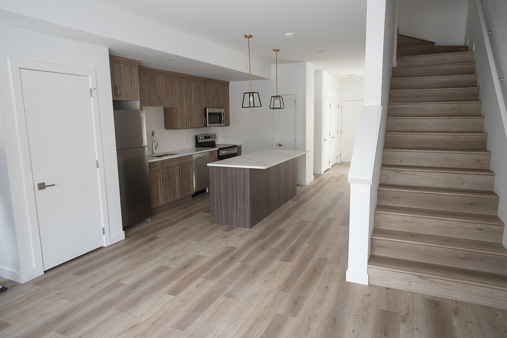 154 Perth Avenue - Photo 6
