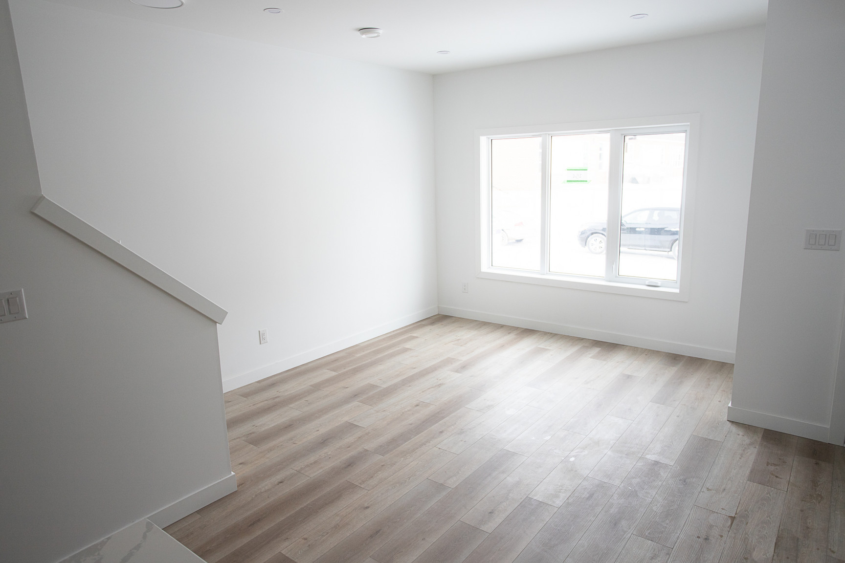 154 Perth Avenue - Photo 4