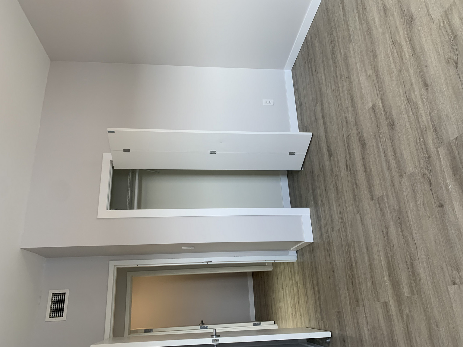 293 Edison - 2 bed, 1.5 bath top floor condo - Photo 23