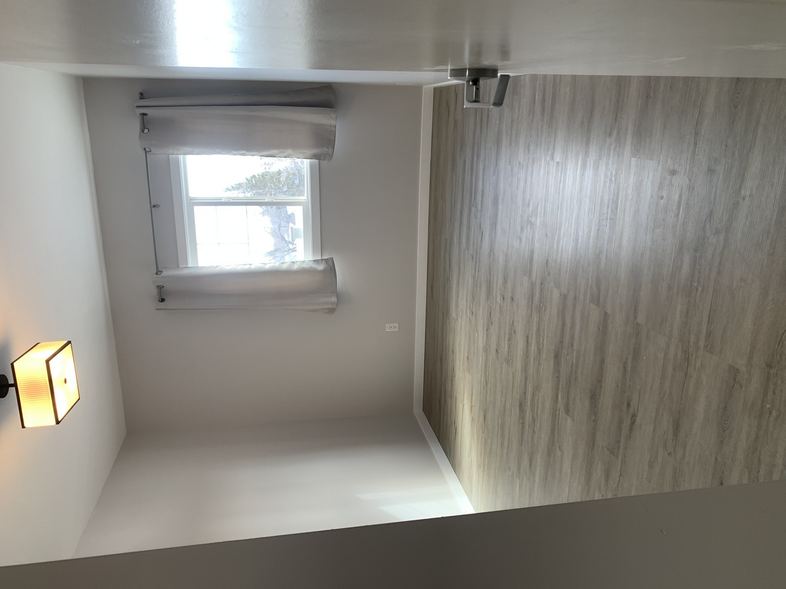 293 Edison - 2 bed, 1.5 bath top floor condo - Photo 21