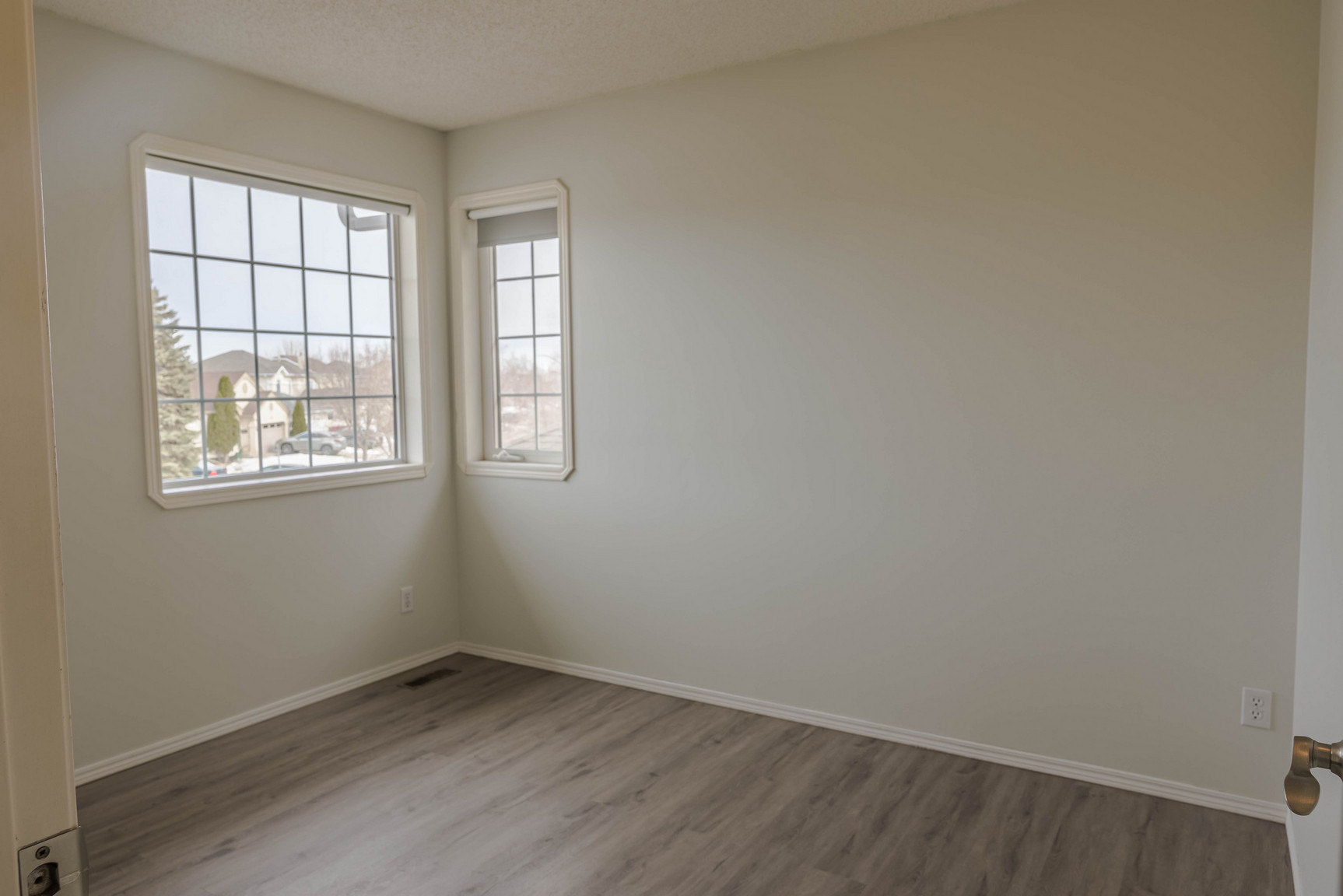 132 Invermere Street - Photo 20