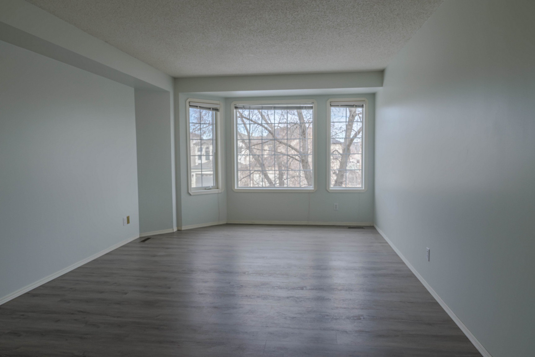 132 Invermere Street - Photo 26