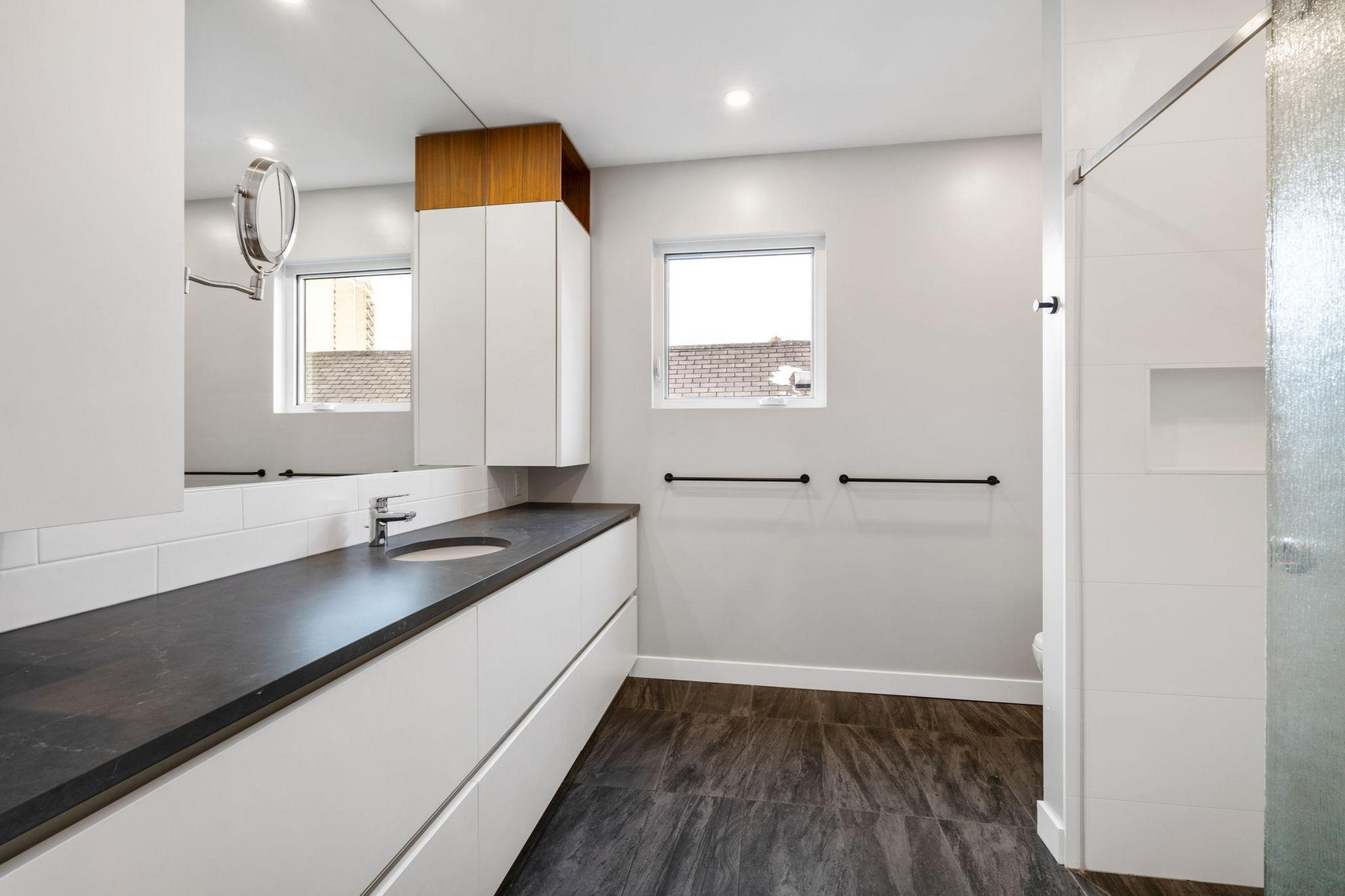 260 Wellington Crescent - Photo 38