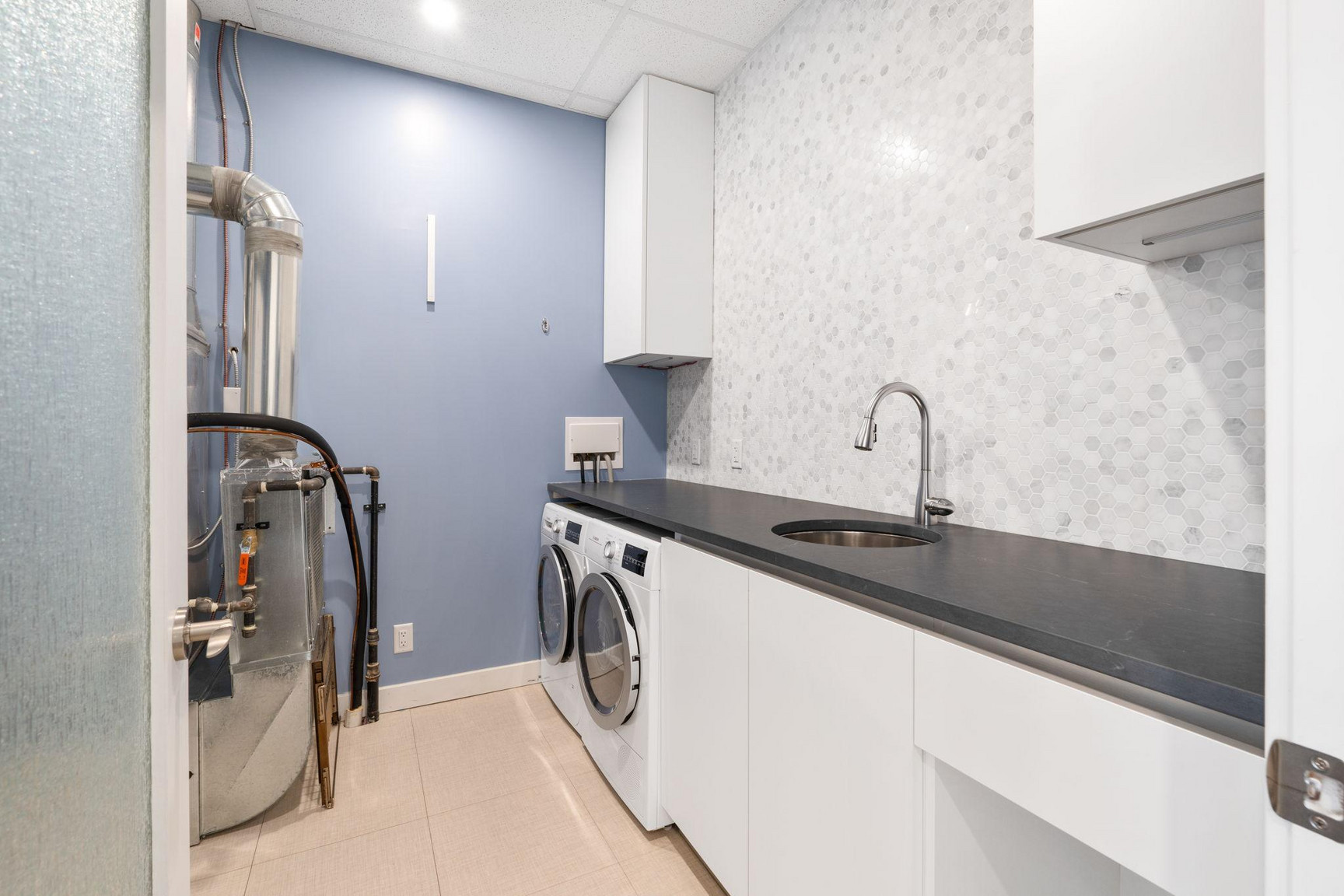 260 Wellington Crescent - Photo 48