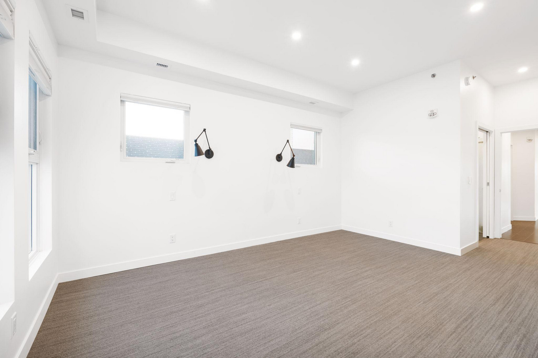 260 Wellington Crescent - Photo 32