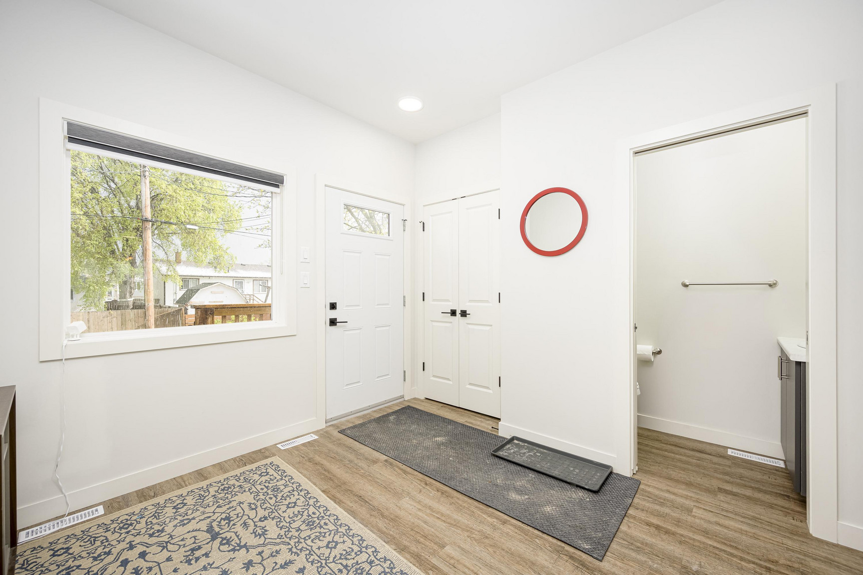 1036 Clarence Avenue - Photo 20