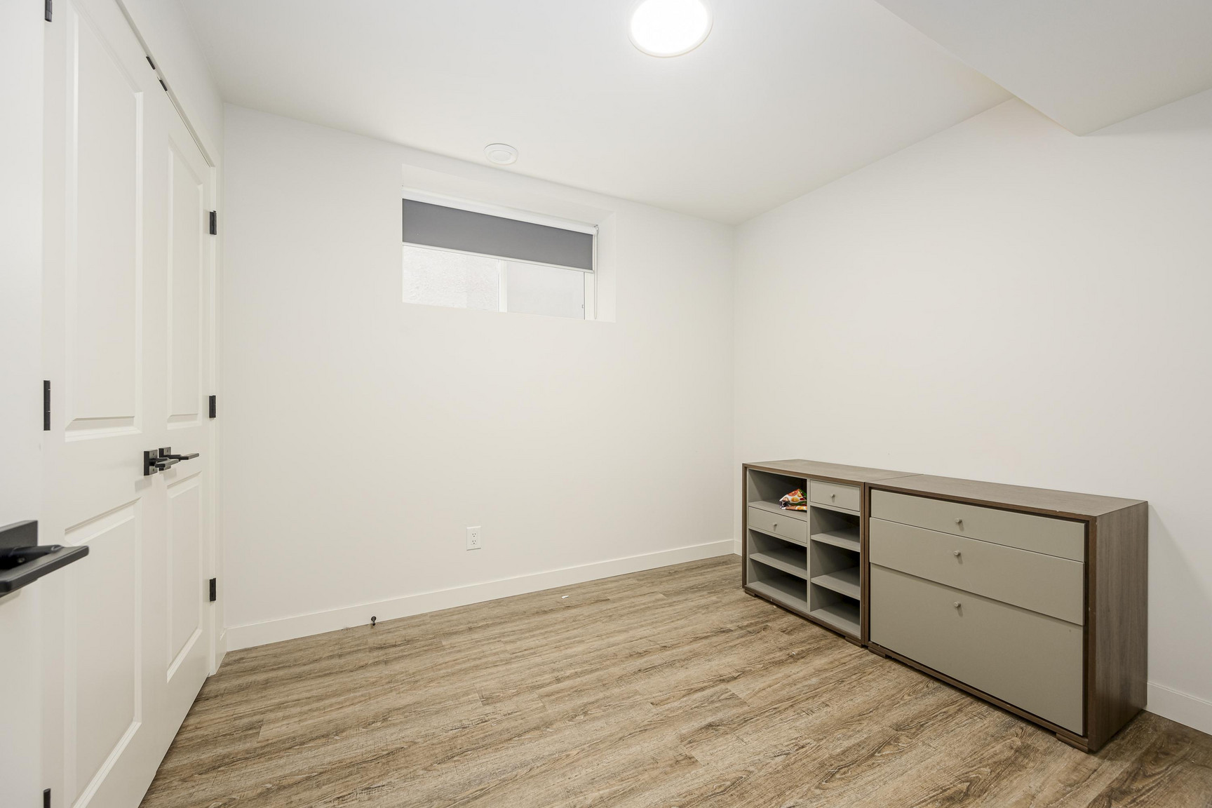 1036 Clarence Avenue - Photo 34