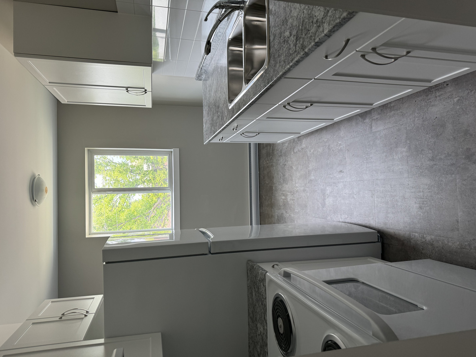 361 Powers Street - Photo 14