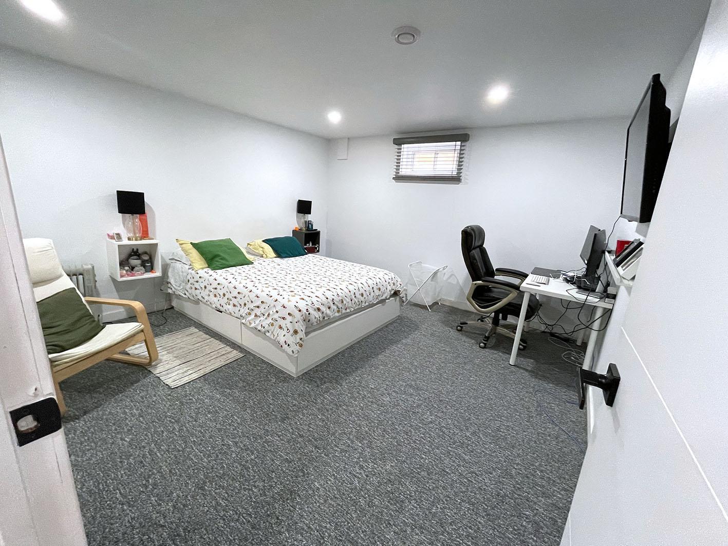 83 Valence Ave - Photo 14