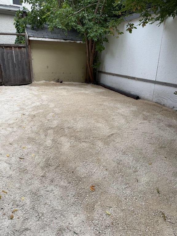 694 Valour Road - Photo 42