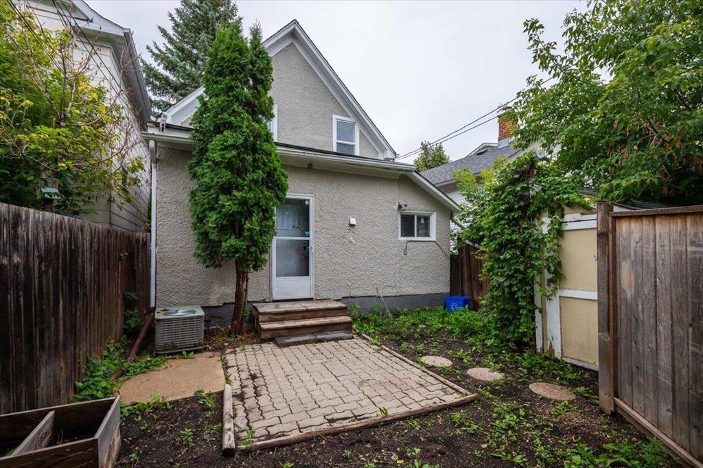 694 Valour Road - Photo 36