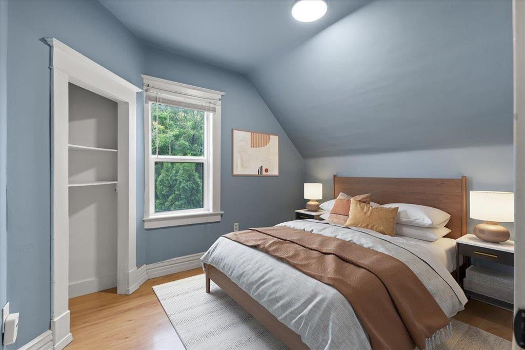 694 Valour Road - Photo 18