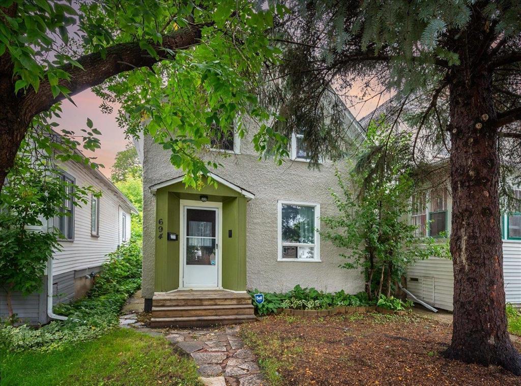 694 Valour Road