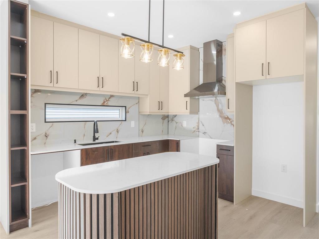115 Blenheim Ave - Photo 4