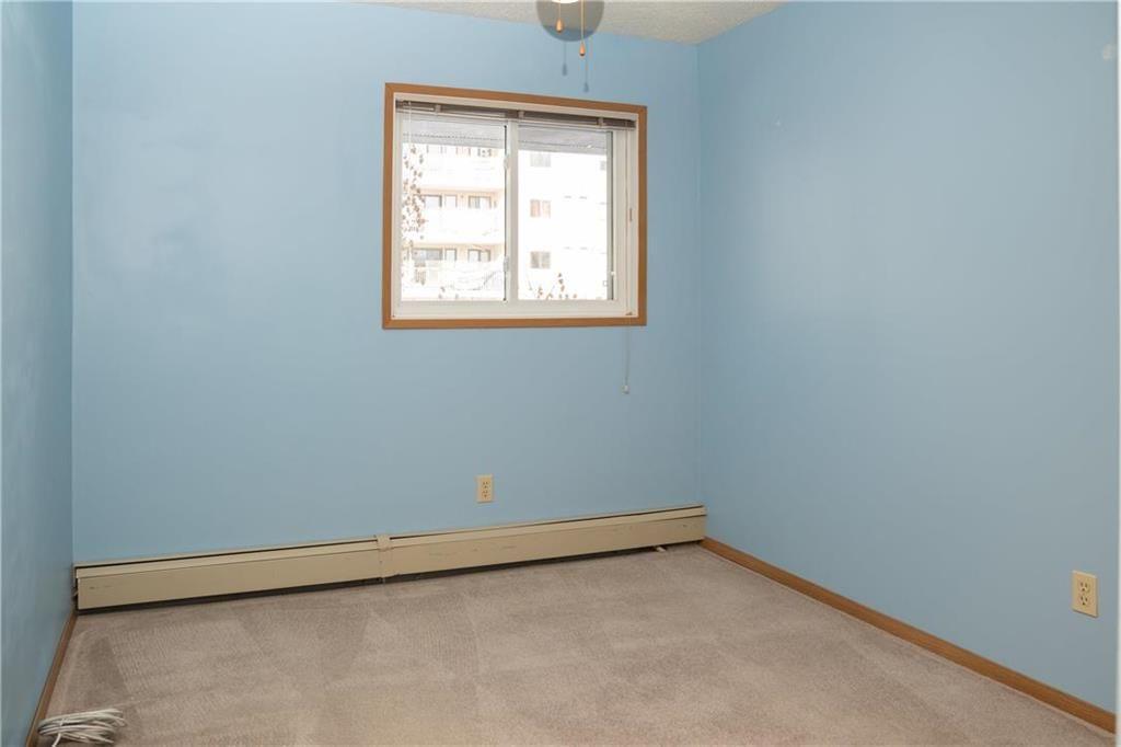 90 Plaza Dr - Photo 24