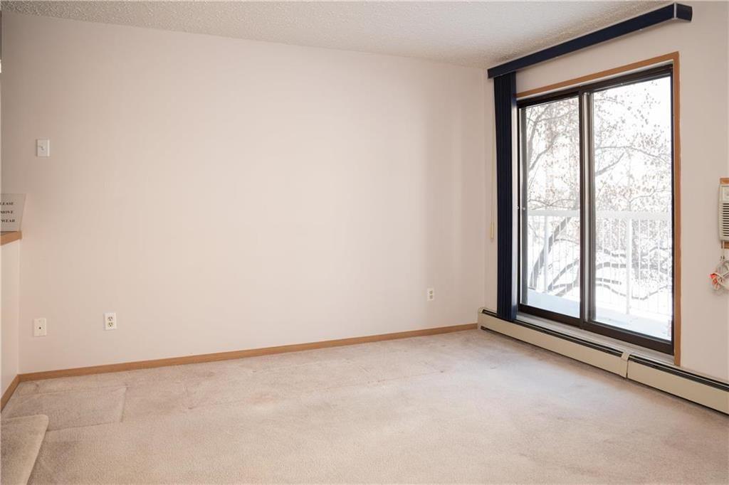 90 Plaza Dr - Photo 22