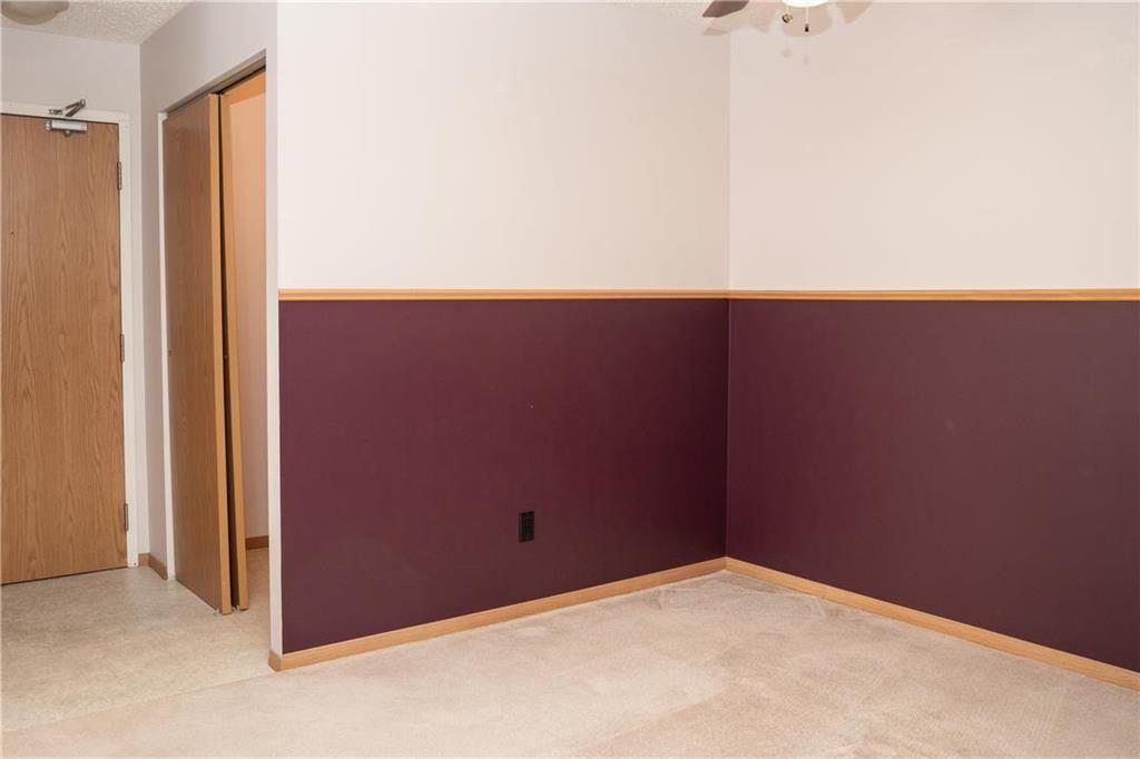 90 Plaza Dr - Photo 10