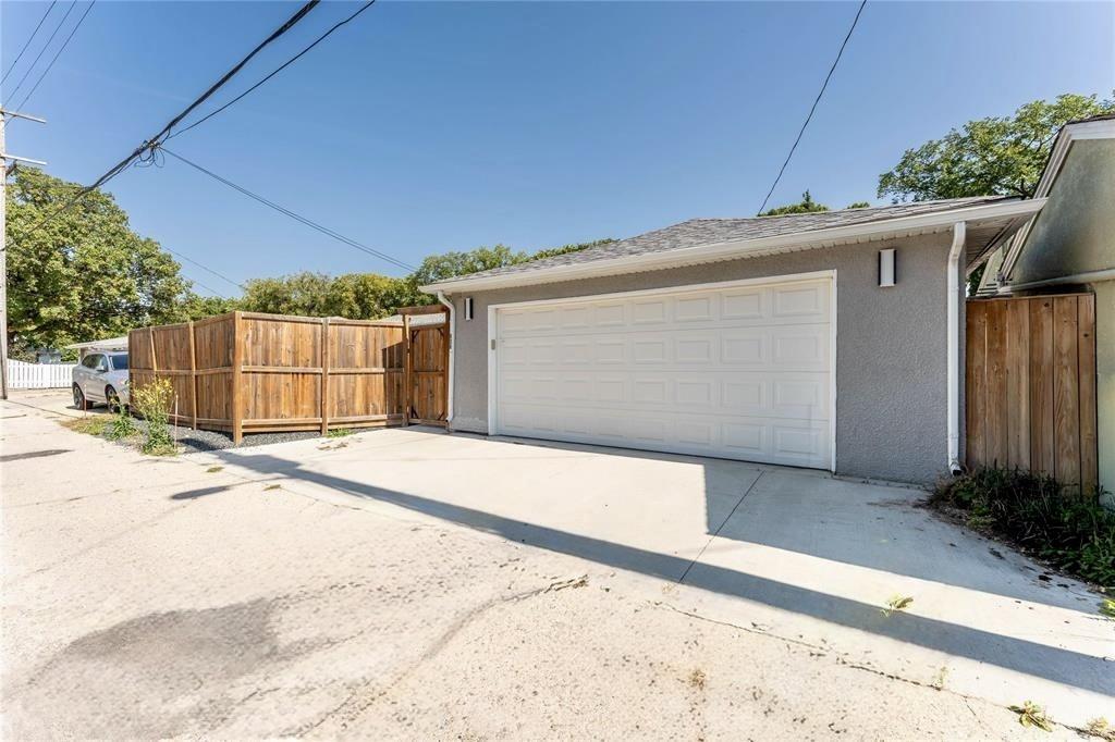 639 Brock Street - Photo 60