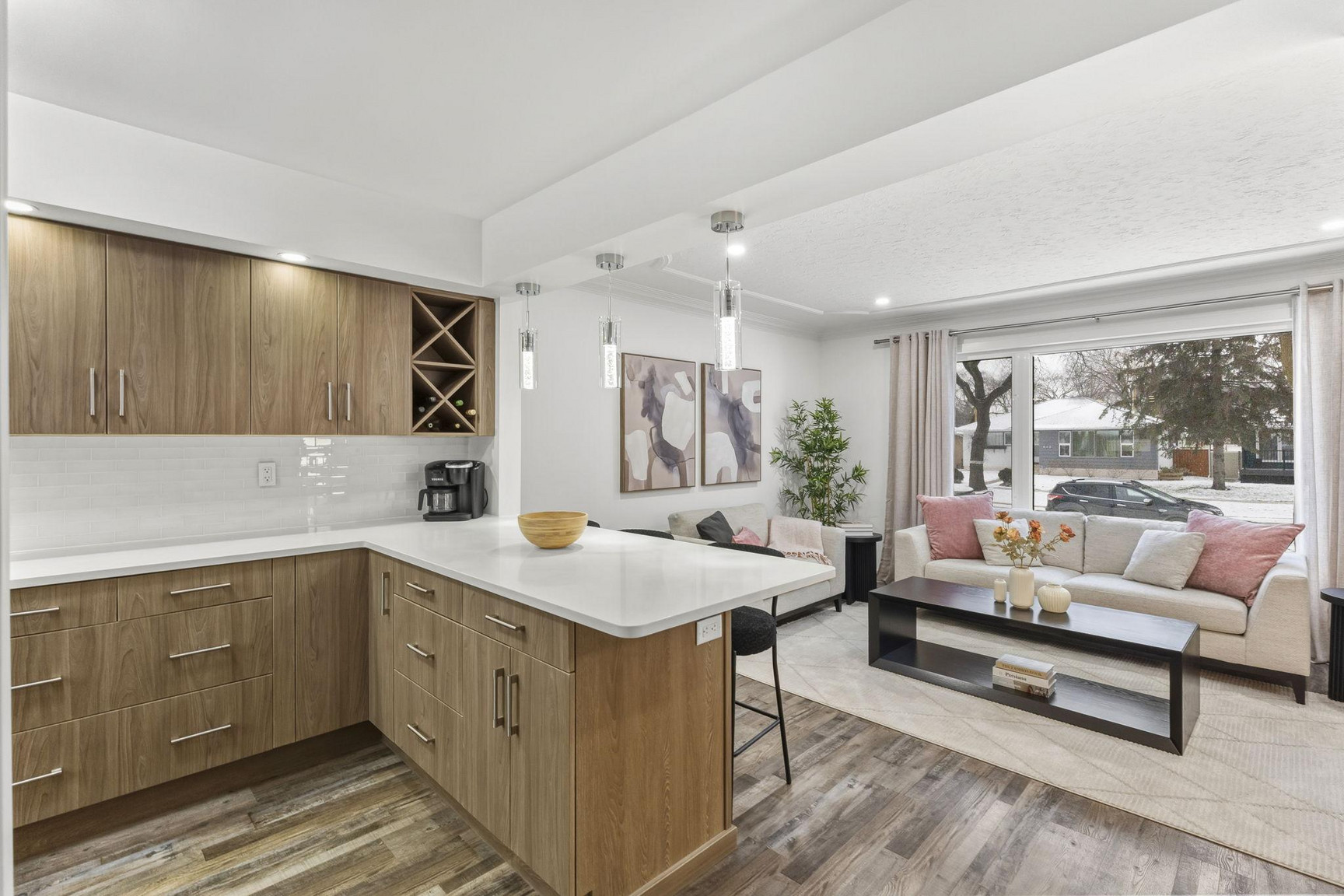 639 Brock Street - Photo 18