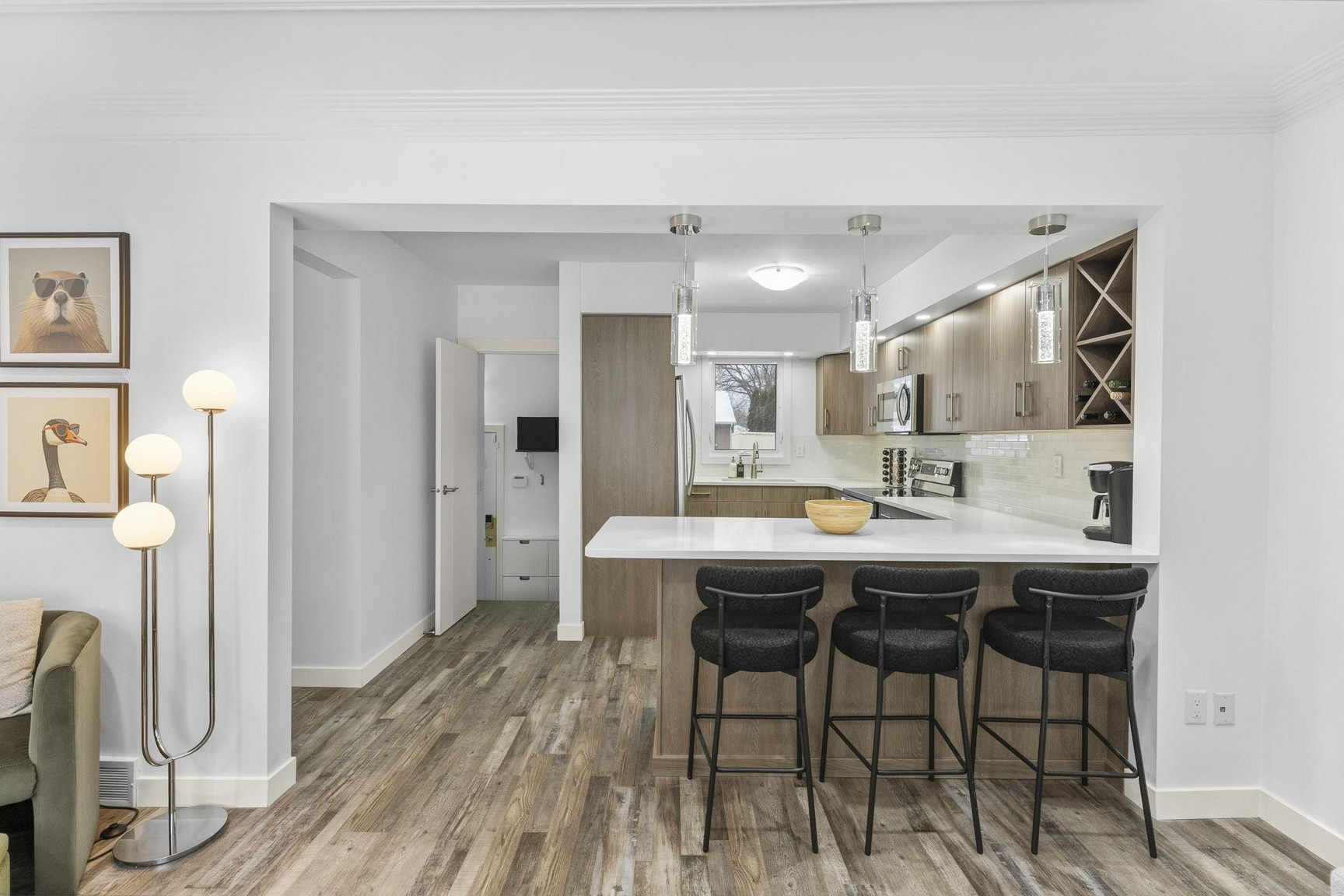 639 Brock Street - Photo 14
