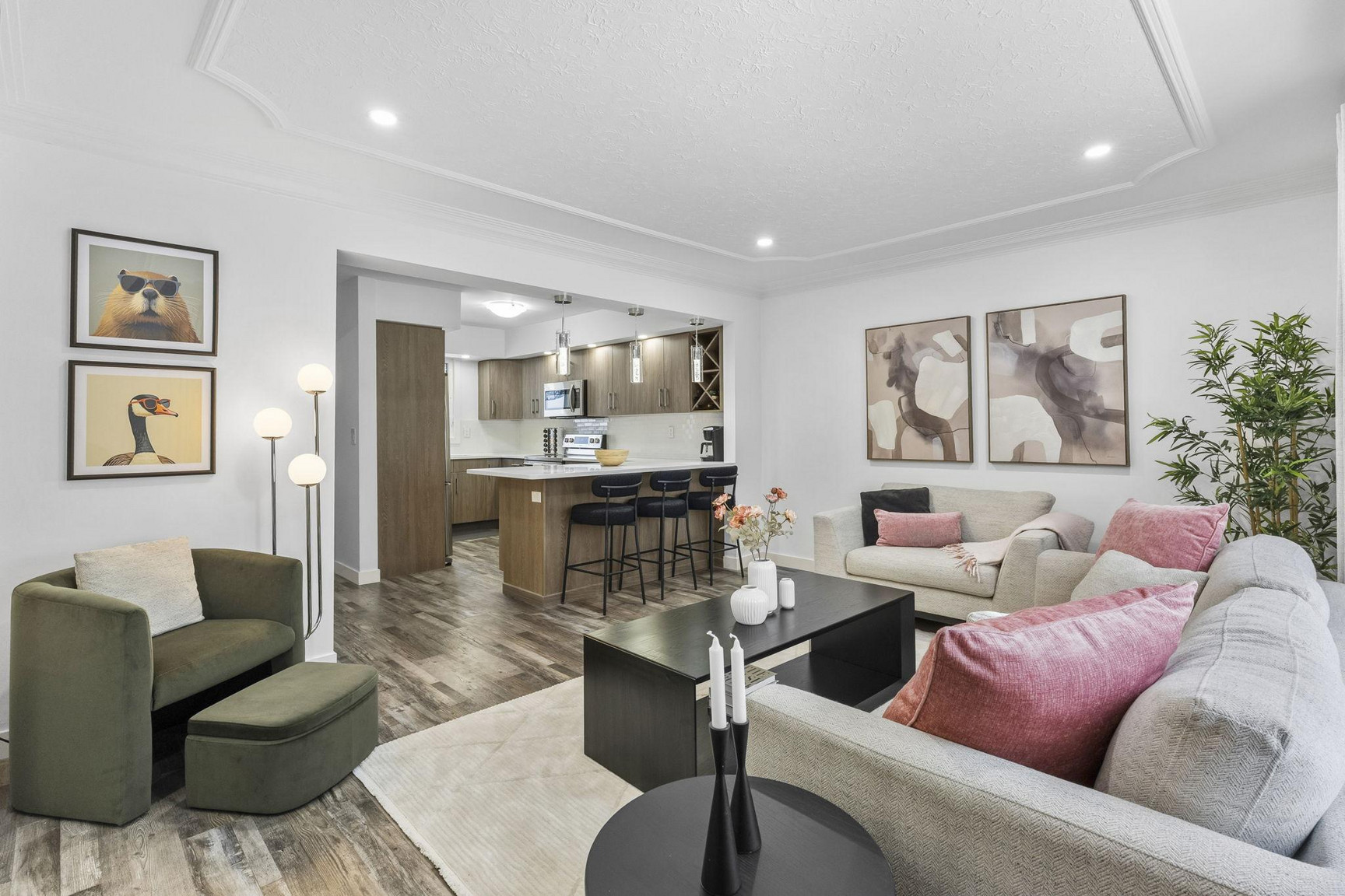 639 Brock Street - Photo 12