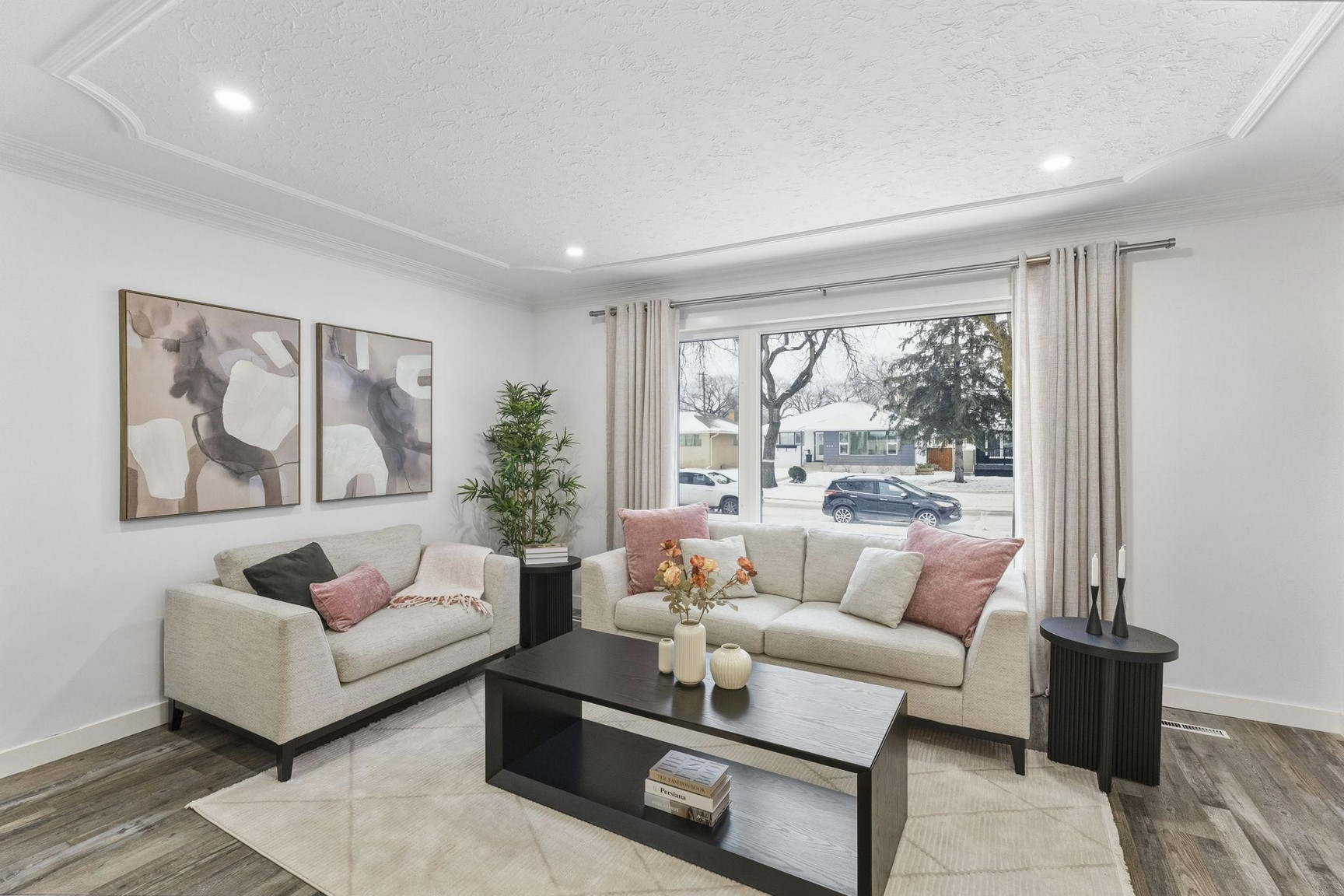 639 Brock Street - Photo 6