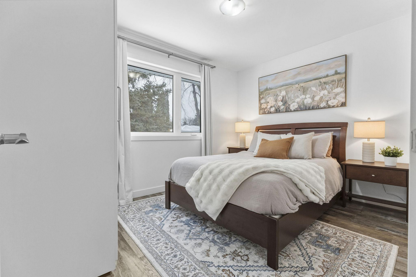 639 Brock Street - Photo 32