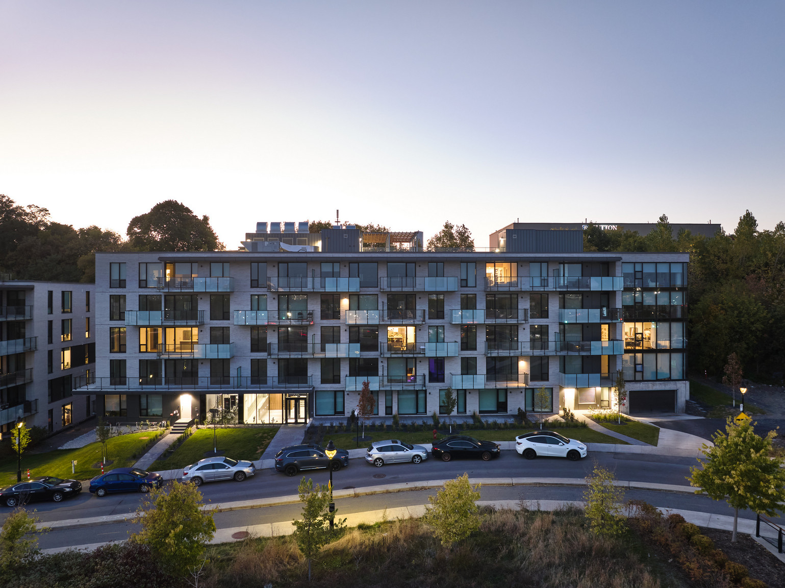 Bellevue MTL Phase 3 - Photo 38
