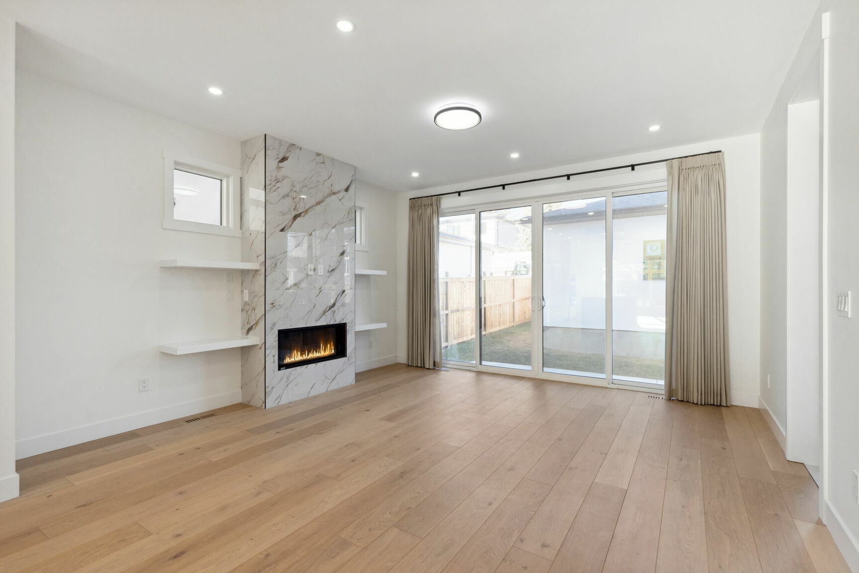 33 Harvard Street NW, Calgary - Upper - Photo 8