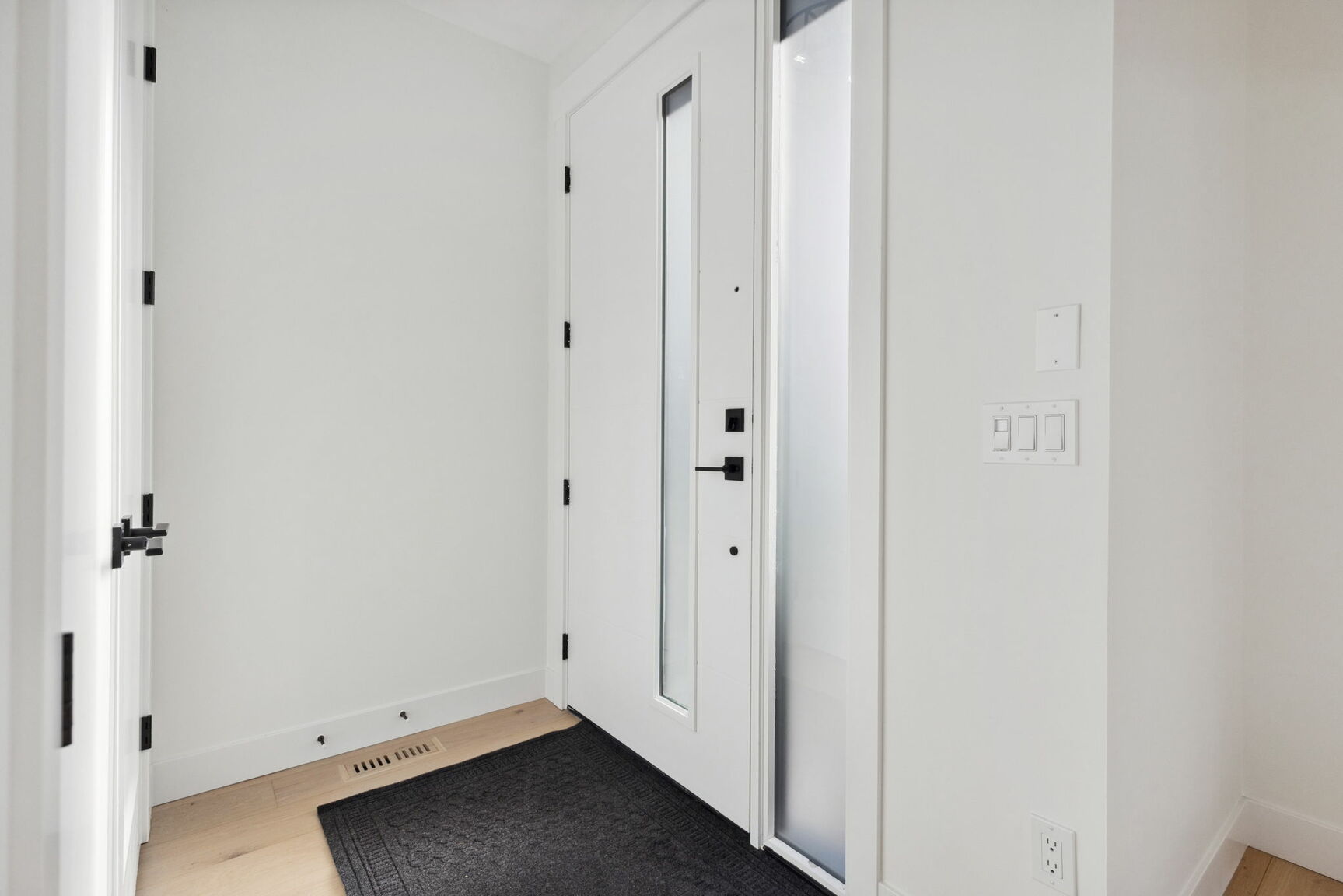 33 Harvard Street NW, Calgary - Upper - Photo 30