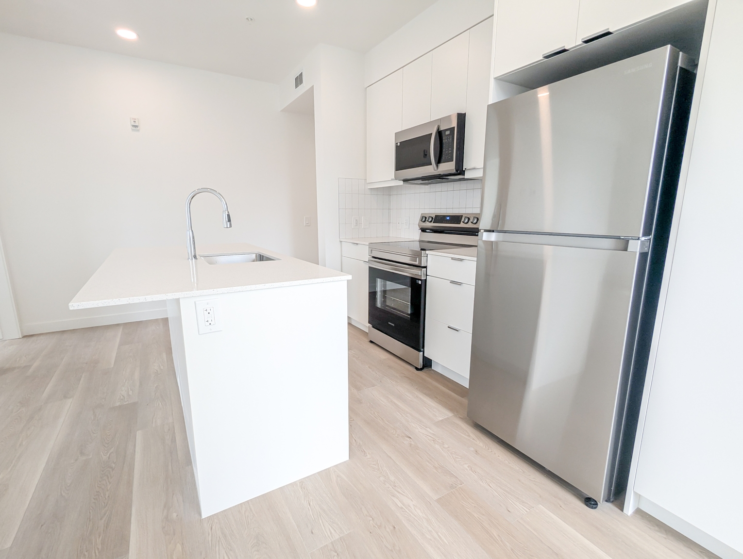 8500 19 Avenue SE (East Hills Crossing) - Unit 1202, Calgary - Unit 1202 - Photo 12
