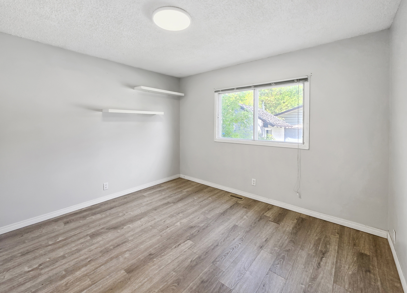 424 32 Avenue NW, Calgary, AB - Upper - Photo 28