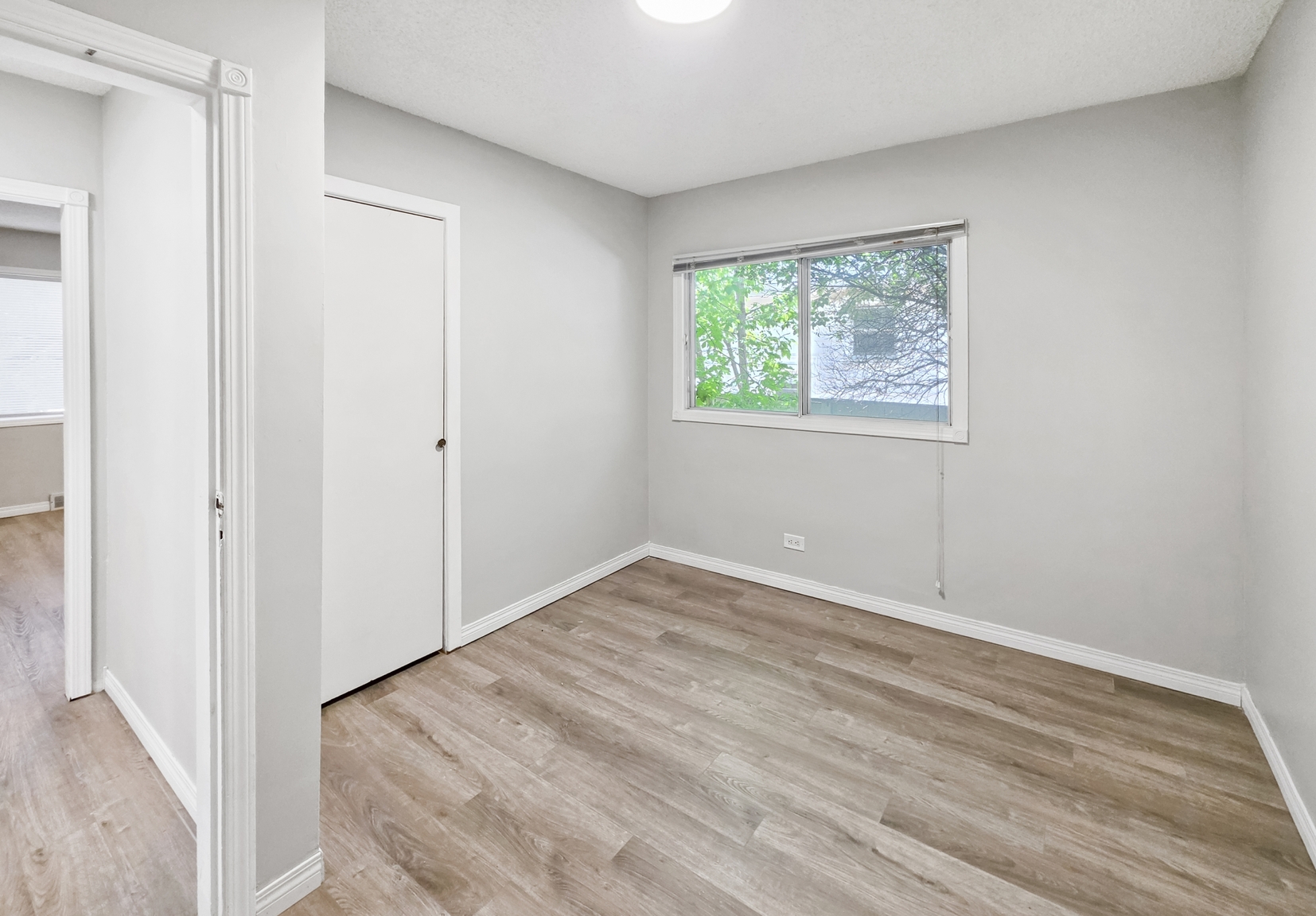 424 32 Avenue NW, Calgary, AB - Upper - Photo 32