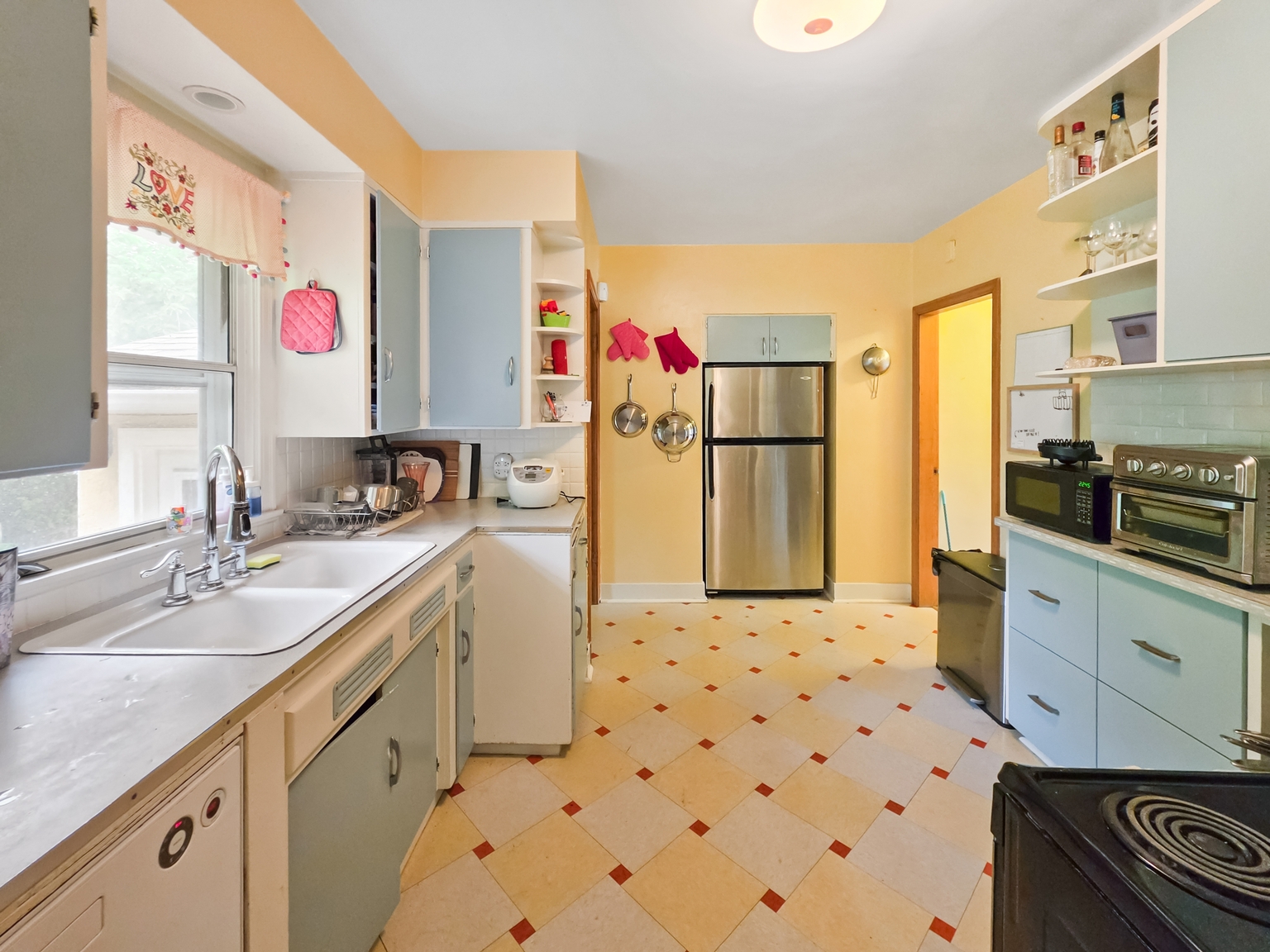 1720 13 Avenue NW, Calgary, AB - NA - Photo 18
