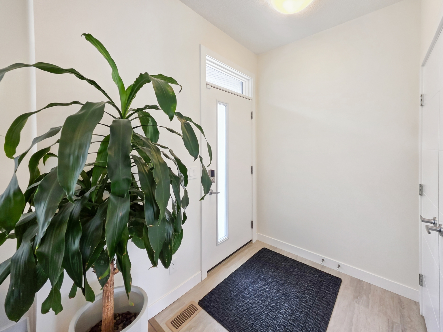 206 Sage Meadows Gardens NW, Calgary, AB - NA - Photo 6