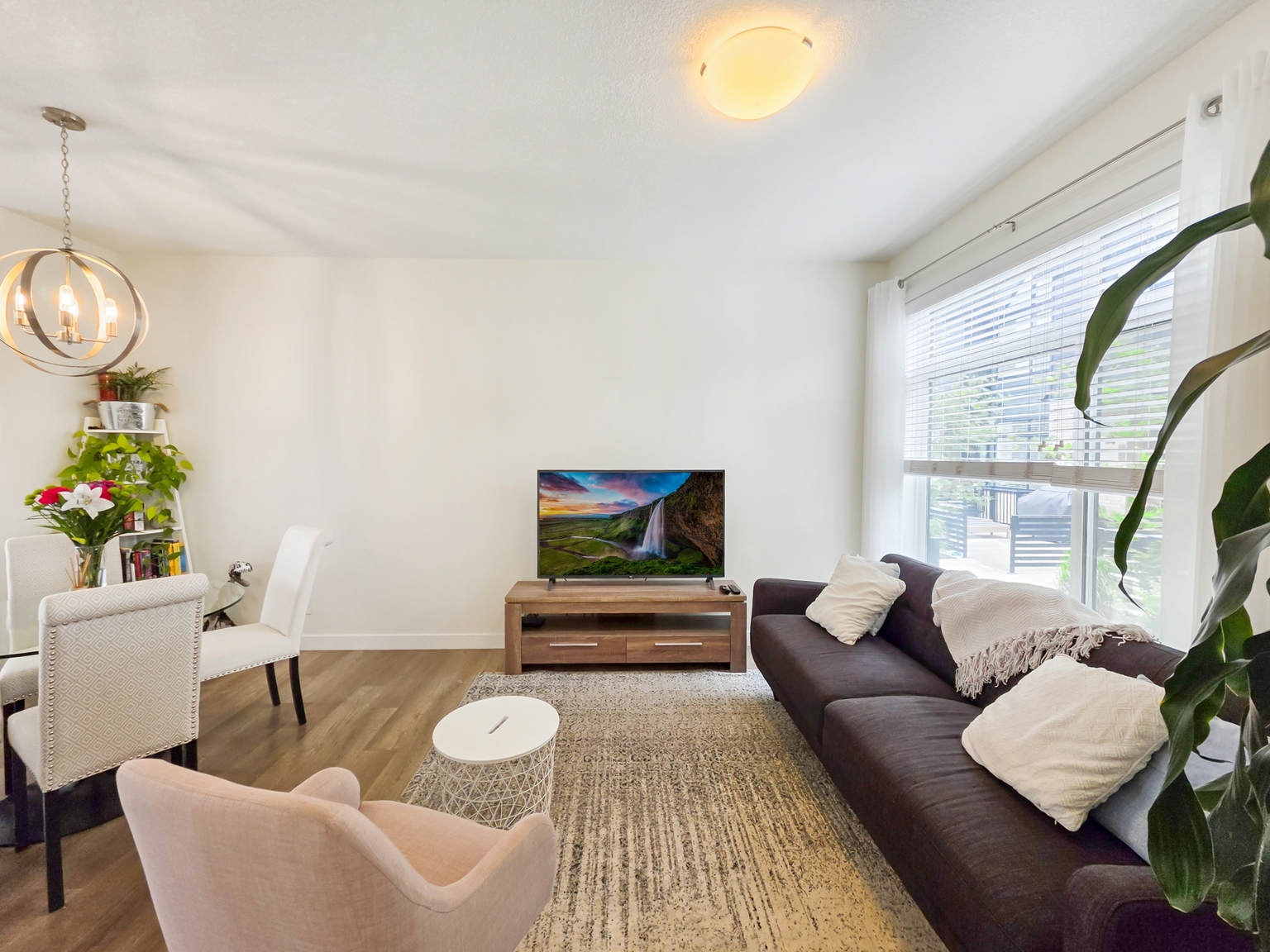 206 Sage Meadows Gardens NW, Calgary, AB - NA - Photo 8