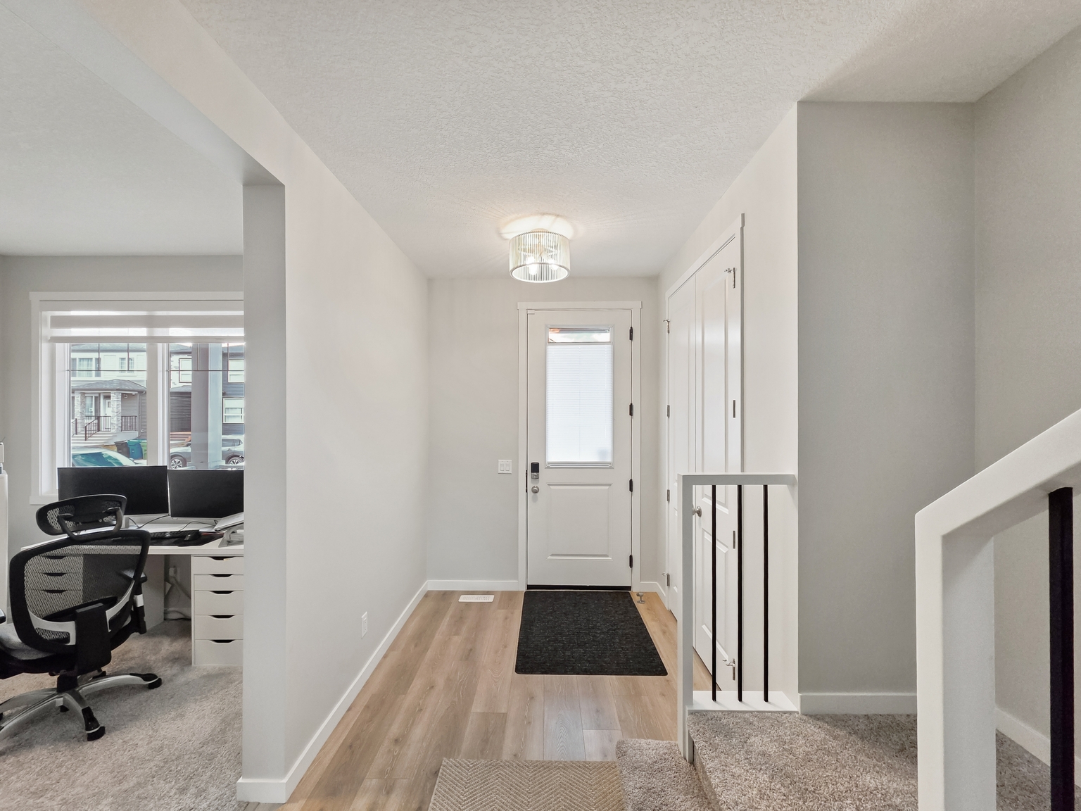 43 Creekview Common SW, Calgary, AB - NA - Photo 8