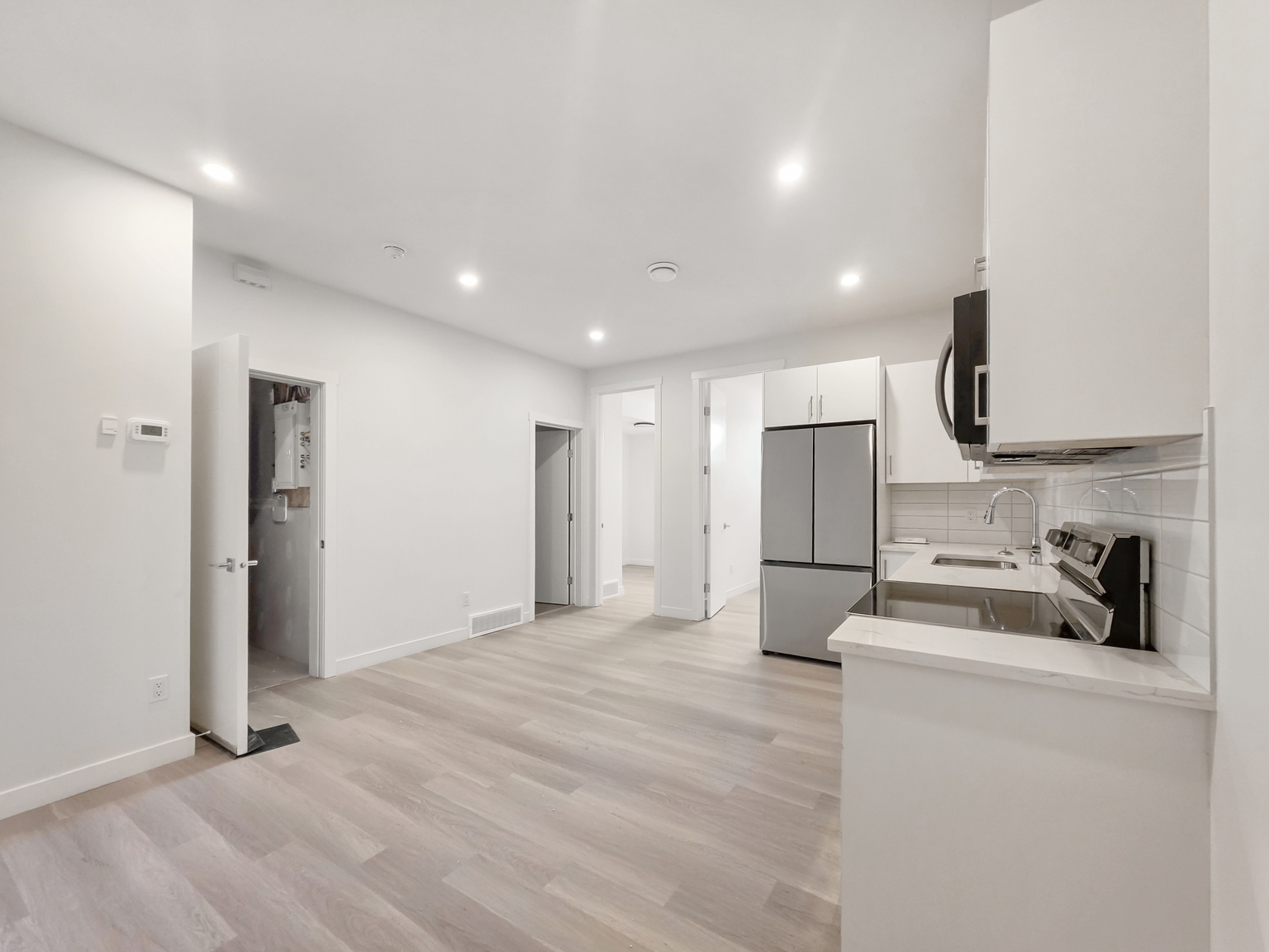 2108 Home Road NW, Calgary, AB - Unit 4B - Photo 4